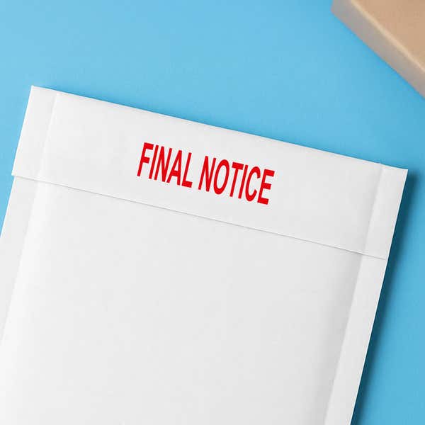 “FINAL NOTICE” in red on a white envelope flap—mailing use case